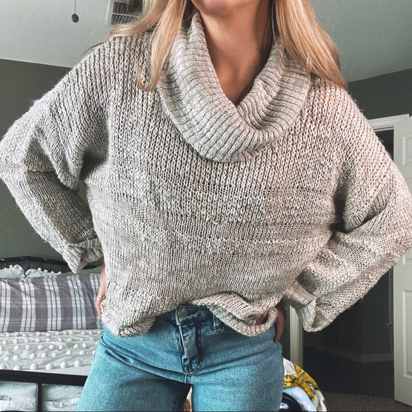 Urban Outfitters Sweaters - 3/$40 ✨ Soft loose-knit cowl neck sweater